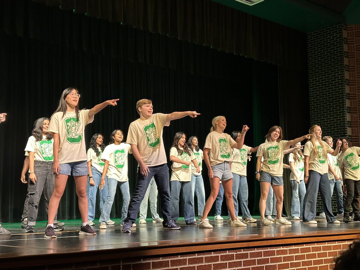 We are thrilled to kick off the 24-25 school year! 💚🐉Year of the dragon! 🐲