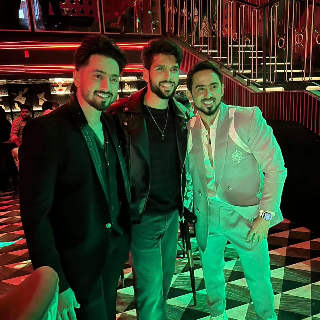 TeamSaiKetanRao's tweet photo. No greater fun than the one you have at your friends birthday bash! ๐ฅณ๐ฅ
@saiketanrao
#SaiKetanRao #TeamSKR #SaiVibesOnly
#saiketanraoslays #saiketanraoforever
#saiketanraofanclubs #skrslayers #SaiKetan #birthdaybash #birthday #party #weekendvibes https://t.co/cmPfEdgHzP