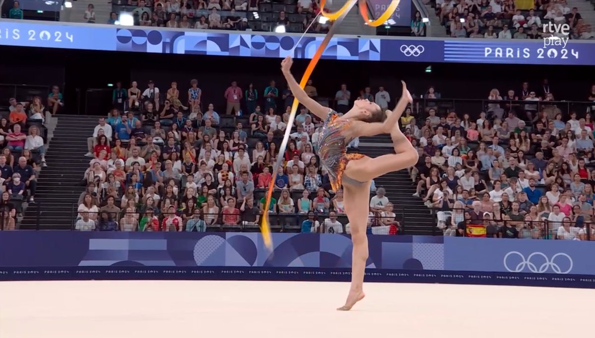 esteruss's tweet photo. Has cumplido tu sueño de llegar a unos Juegos Olímpicos, Polina ❤️ Un claro ejemplo de trabajo, tenacidad y constancia a lo largo de los años, orgullosos de ti ✨

#Paris2024 #RhythmicGymnastics https://t.co/5UX3O95qwa