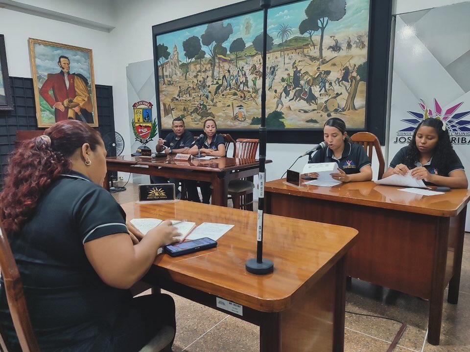 los ediles llevaron a cabo la mañana de este jueves #08Ago en las instalaciones del órgano legislativo, la Sesión Ordinaria N° #011, con la finalidad de dar cumplimiento a los procedimientos administrativos, que faciliten el buen desempeño de la administración pública.