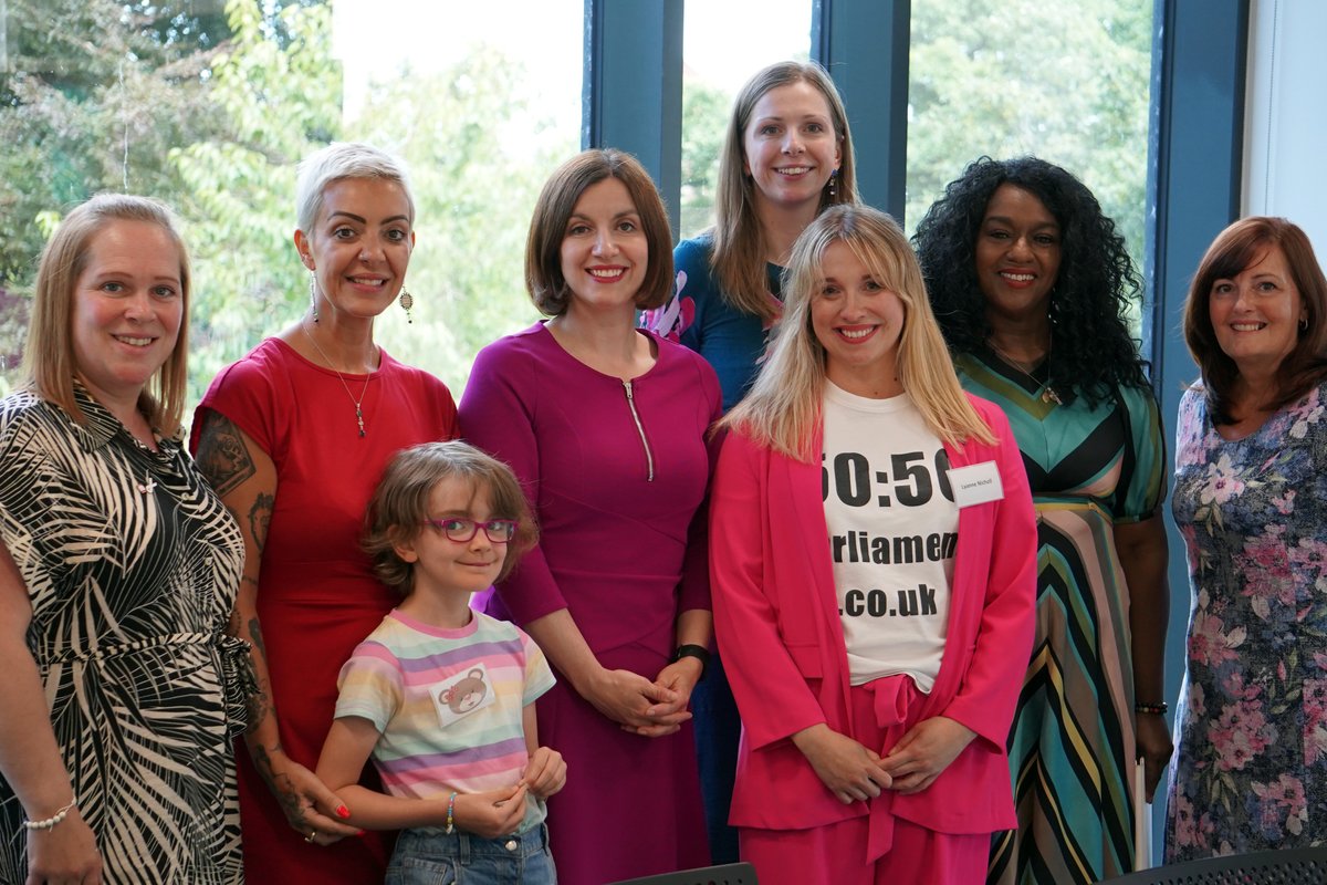 oeogovuk's tweet image. Minister for Women and Equalities @bphillipsonMP was in Darlington this week, discussing the barriers that women face when entering politics with @5050Parliament.

5050parliament.co.uk