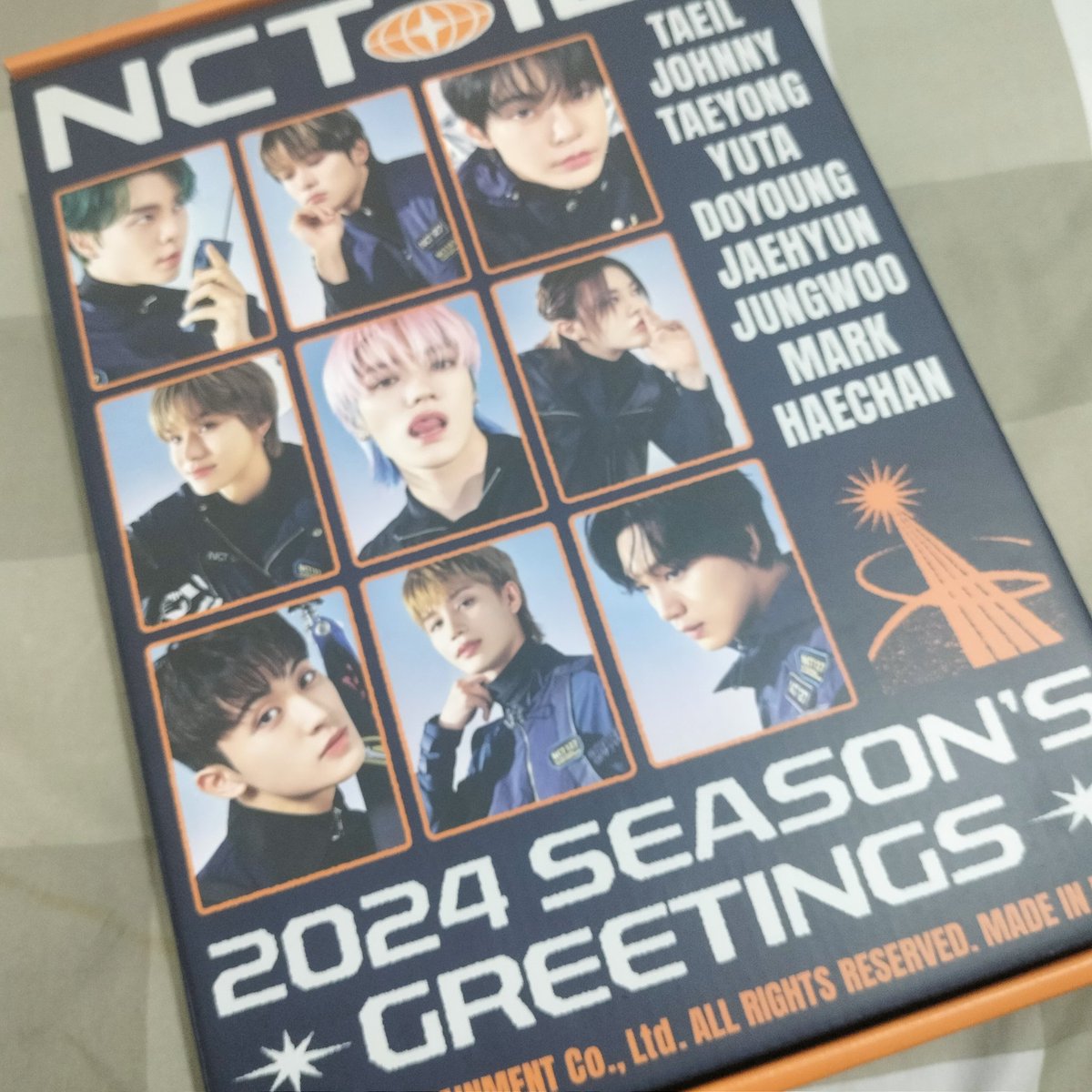 cocogoba's tweet photo. WTS NCT 127 SG24 unsealed  
• Box + folded poster 25k
• Calender 25k  
• Postcard+stiker 15k  
• Polaroid jy 30k  
• Poster unit all 25k  
💵Take all 100k💵 

✅Inc all
🍊vid, keep
📍Dom bdg

# nct 127 ina taeil johnny taeyong yuta doyoung jaehyun jungwoo mark haechan https://t.co/xaHX6A41A6