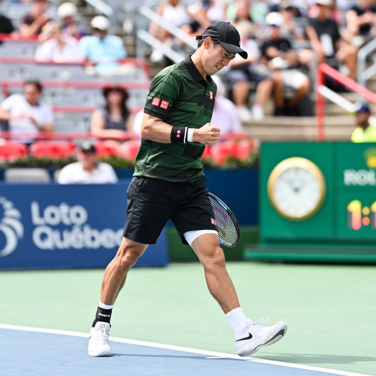 NISHIKORI UPSETS TSITSIPAS !

Kei Nishikori 🇯🇵 defeats [8] Stefanos Tsitsipas 🇬🇷 6-4, 6-4 and moves on to the next round in Montreal 🇨🇦.

He will face either Humbert or Borges.

#ATP1000 | #OBN24