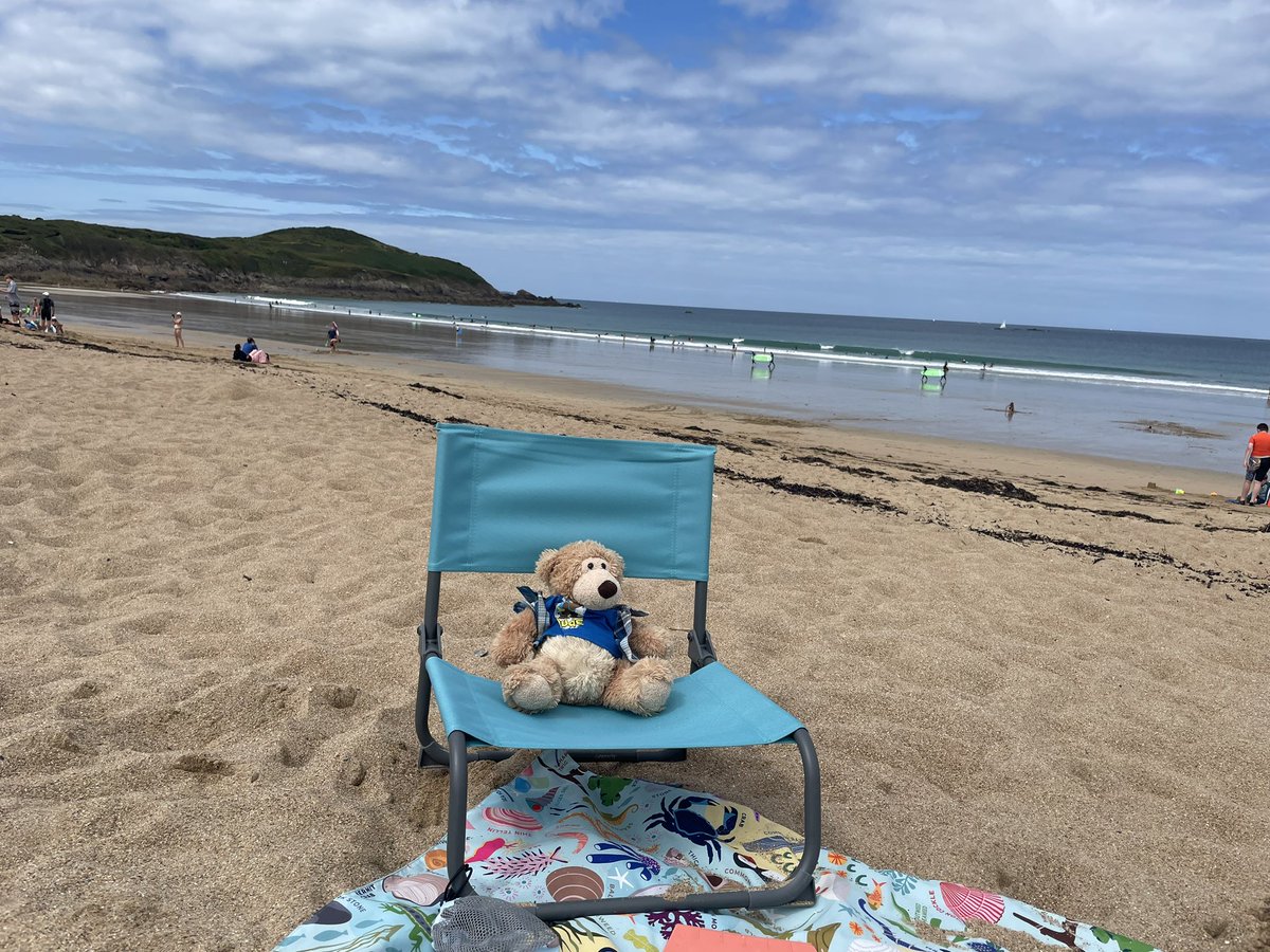 AltheBear3's tweet photo. More sunshine and beaches! Holidays are made for relaxing 😎. Today I went to St Briac sur Mer first with its pretty harbour and beach then to St Luniare where the beach was fantastic! #stbriacsurmer #stluniare #beaches #brittany https://t.co/RcZxV5TR5e