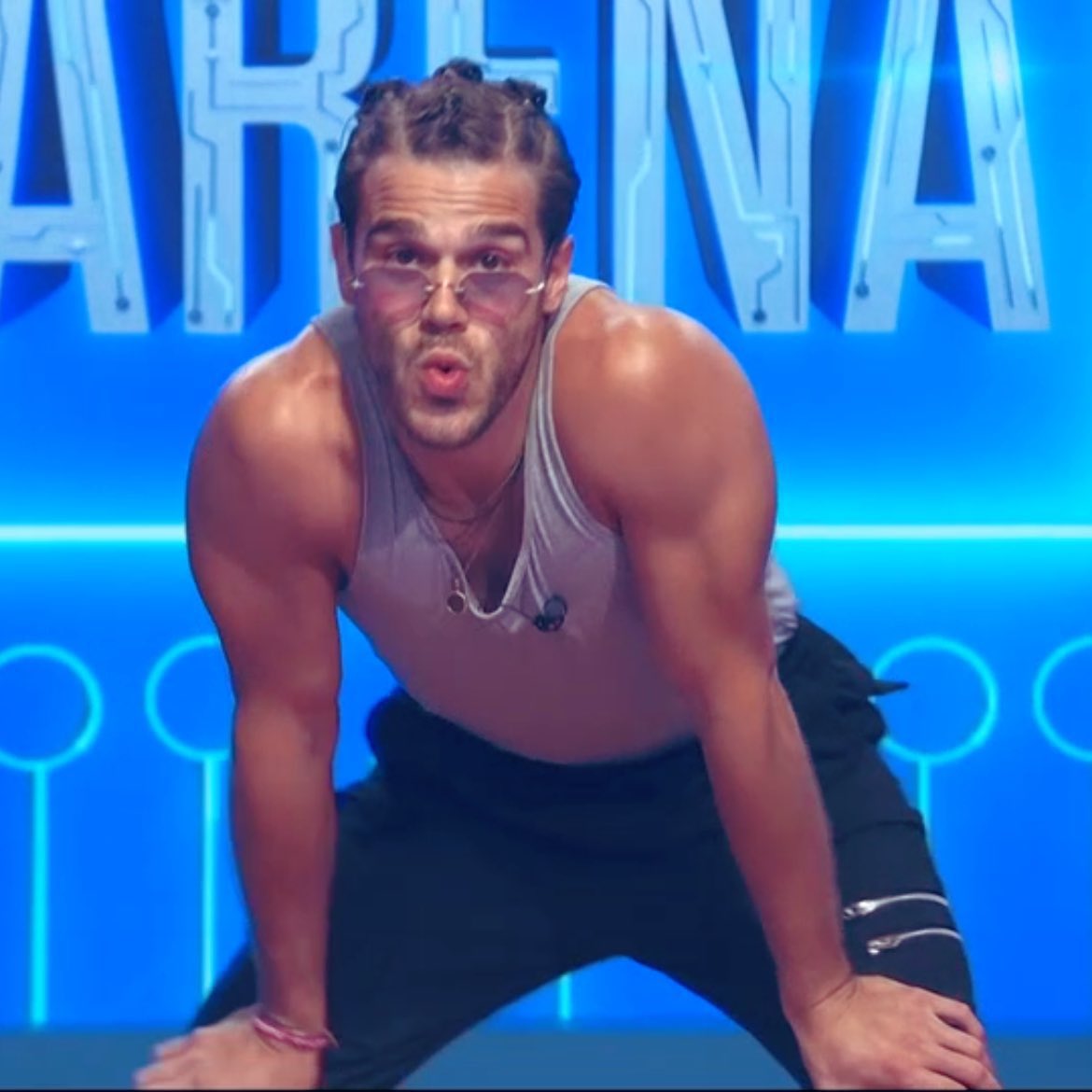 i hope Tucker wins AI arena tonight #BB26