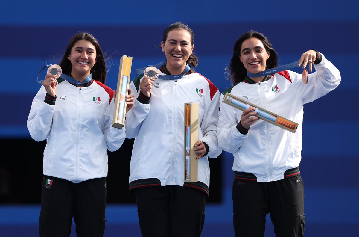 juegosolimpicos's tweet photo. MÉXICO YA TIENE 4️⃣ MEDALLAS EN #PARIS2024🇲🇽

🥉 Equipo femenino en tiro con arco.
🥈 Prisca Awiti Alcaraz en judo.
🥈 Juan Celaya y Osmar Olvera en saltos (sincronizados trampolín 3m).
🥉 Osmar Olvera en saltos (trampolín 3m).

#JuegosOlímpicos l @COM_Mexico https://t.co/ytVPfFIIoF