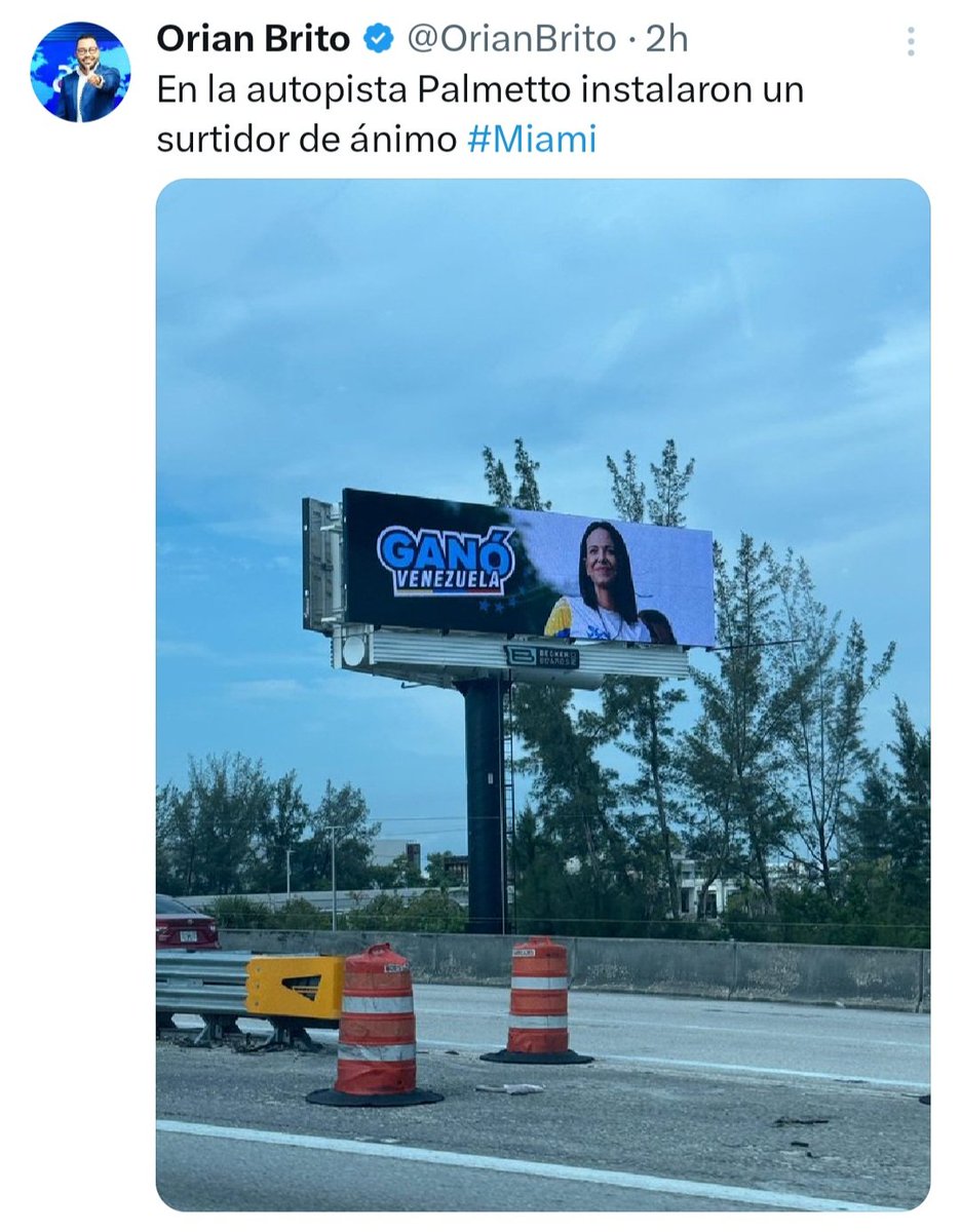 Entonces en Miami empiezan a montar vallas de Maria Corina, ¿El candidato no era Edmundo? 😂😂😂