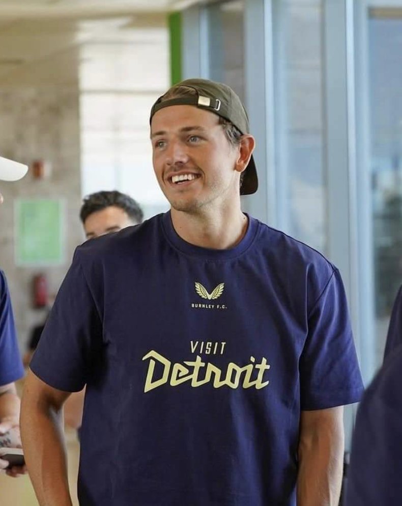 ConnectFC tweet media