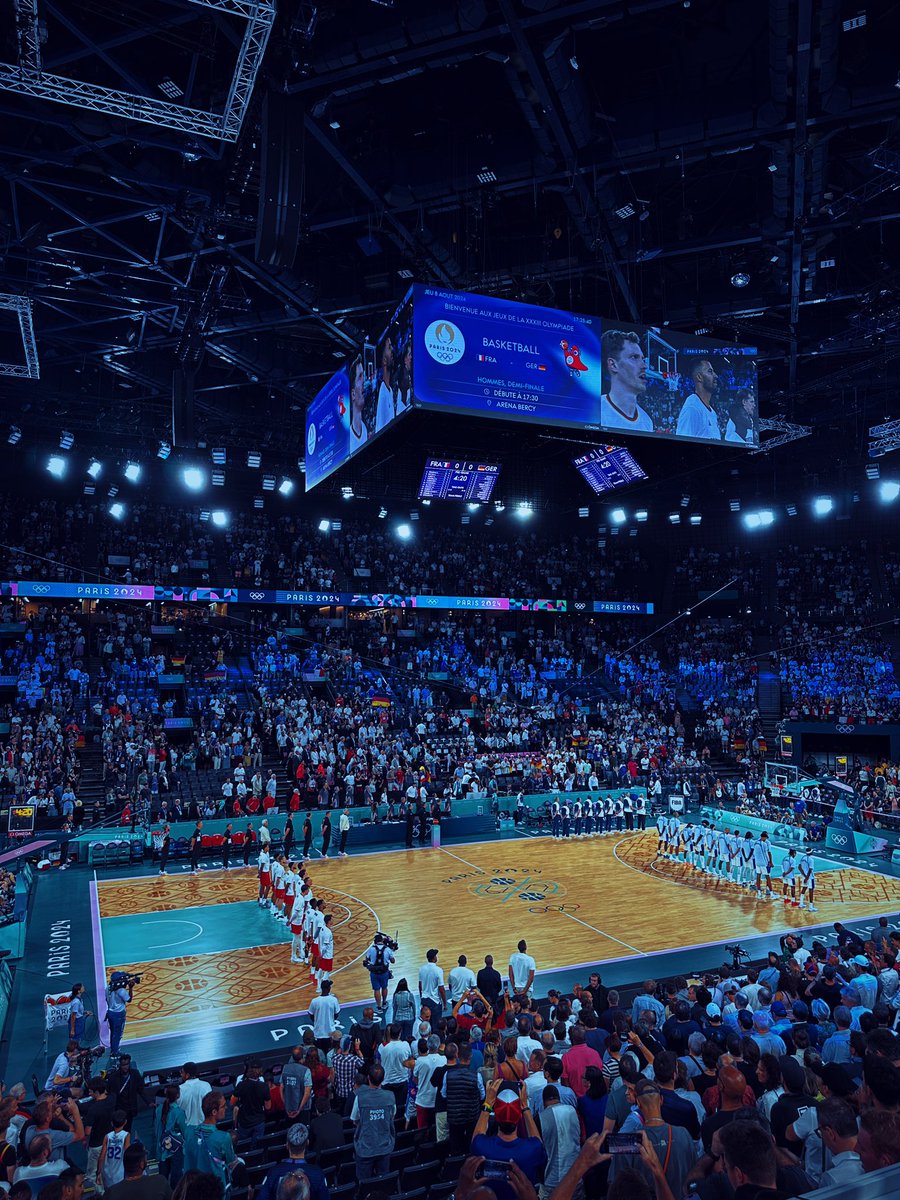 pramschuefer's tweet photo. Und weiter geht’s. Anspannung am Maximum. #Paris2024 #Halbfinale @DBB_Basketball https://t.co/Hdvydetz4A