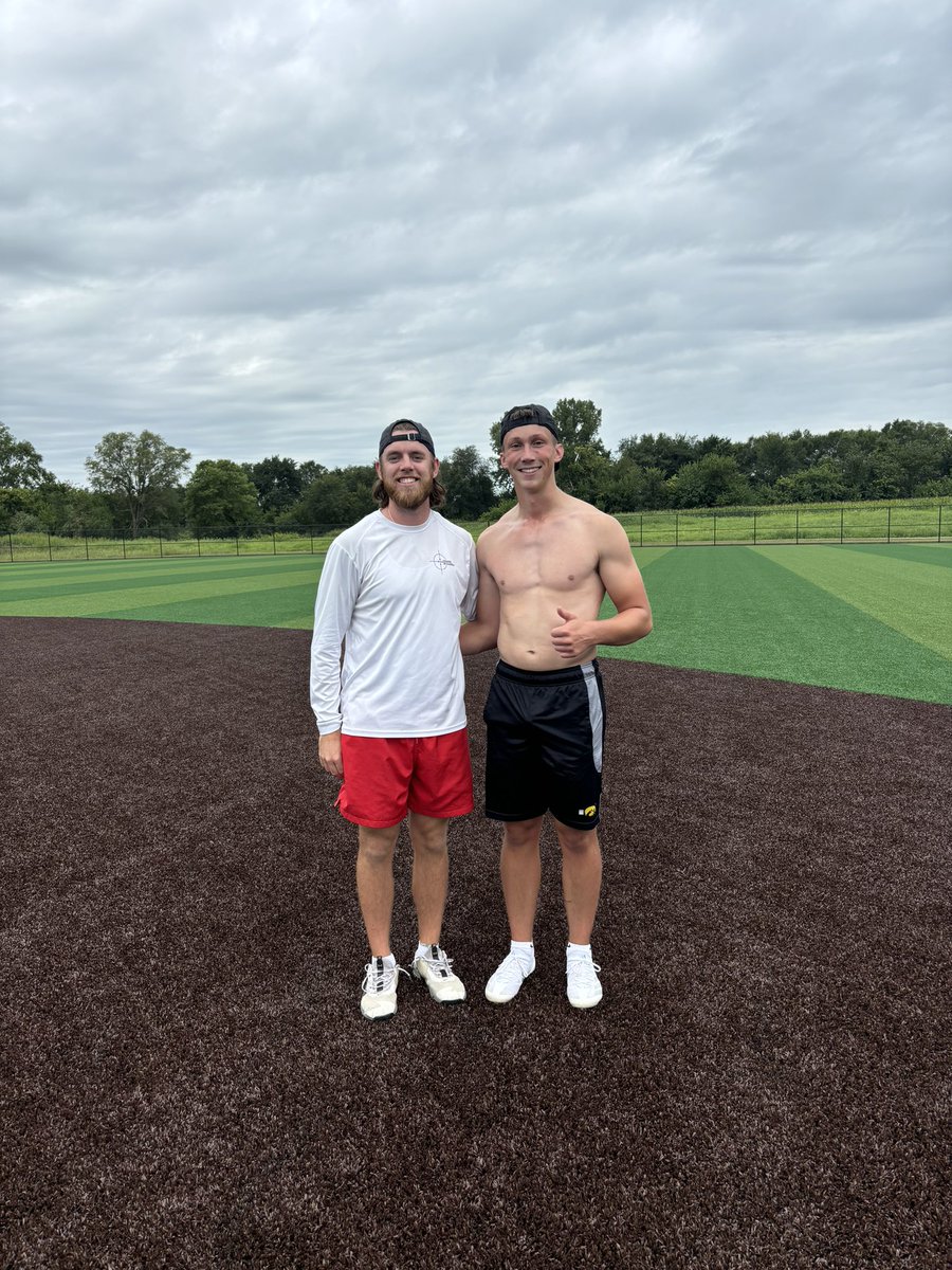 QBCoachBeau's tweet photo. Bittersweet final workout of the summer for @GentryDumont012 ‼️

This dude has constantly improved every workout, and is going to have a GREAT freshman szn at Grand View University this fall. HES A BALLER🗣️

“Play Disciplined, Stay Unique.”🎯 https://t.co/Qkaw233qKd