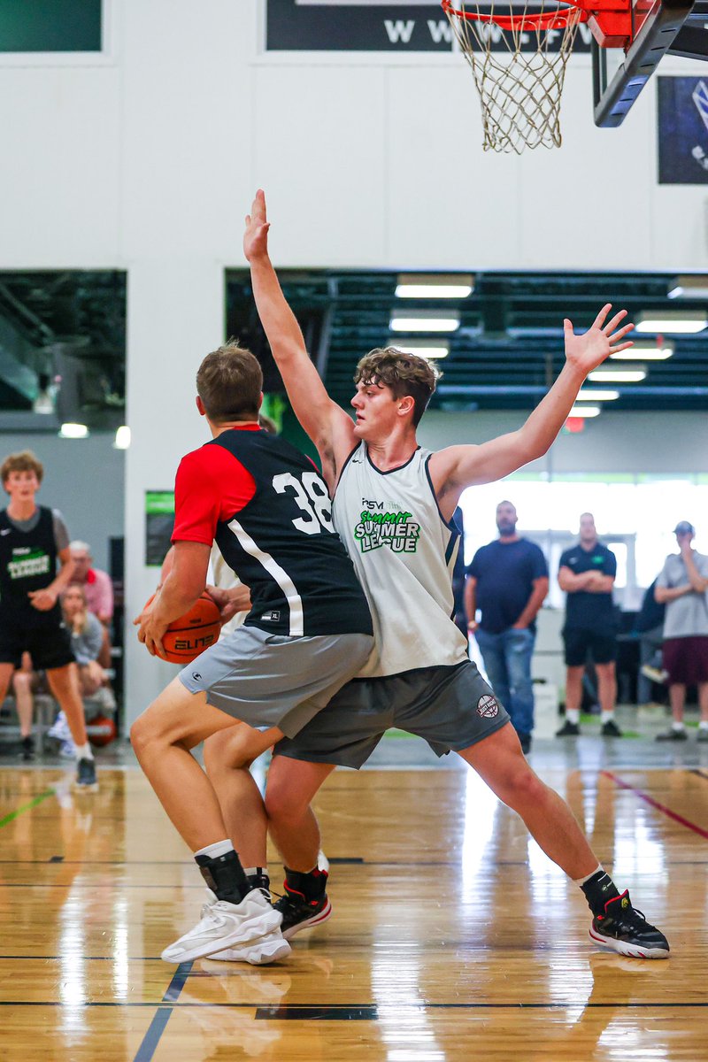 EliteSummit's tweet photo. Check out some shots from opening night of the third annual Summit Summer League 🟢⚫️

📸: John Nagel Photography https://t.co/D1mgTxiEAs