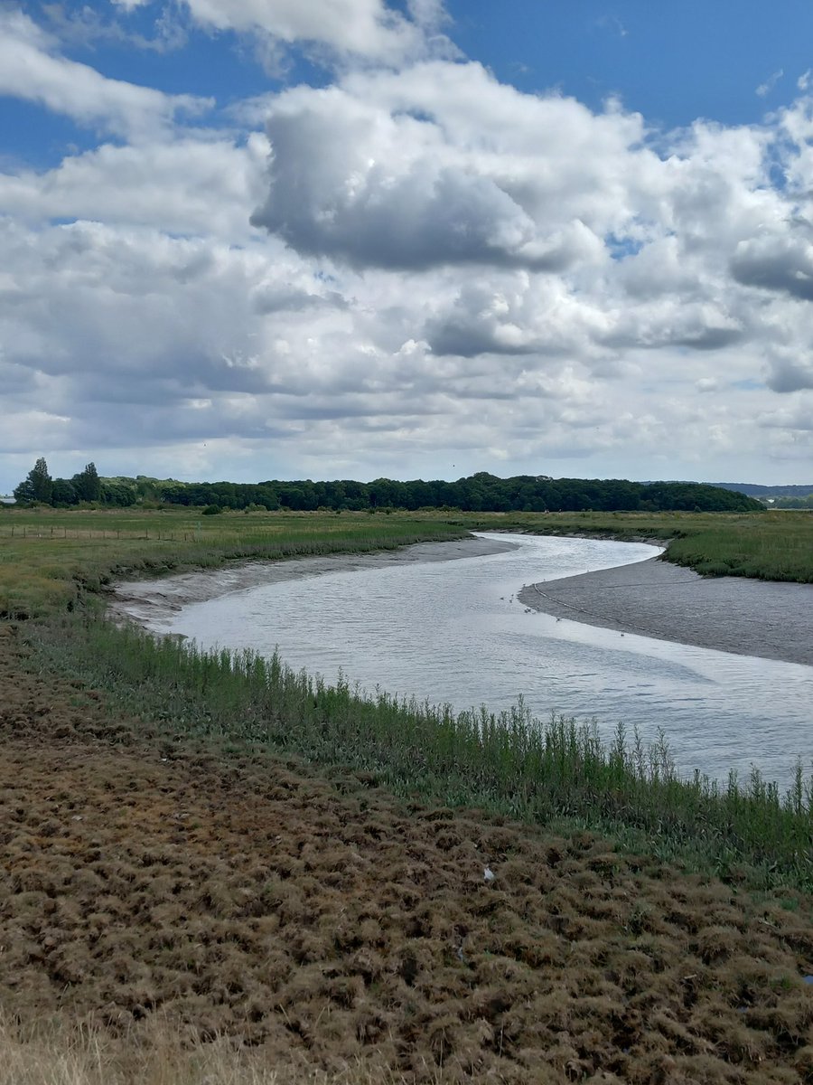 PaulMat51794654's tweet photo. @StormHour 
Low tide &amp; High tide at Hollowshore on Ham Marshes Faversham Kent 🇬🇧 
August 2024
#FavershamCreek
#SaxonShoreWay 
#EnglandCoastalPath 
@RamblersGB 
@ThePhotoHour https://t.co/qJozVB7af2