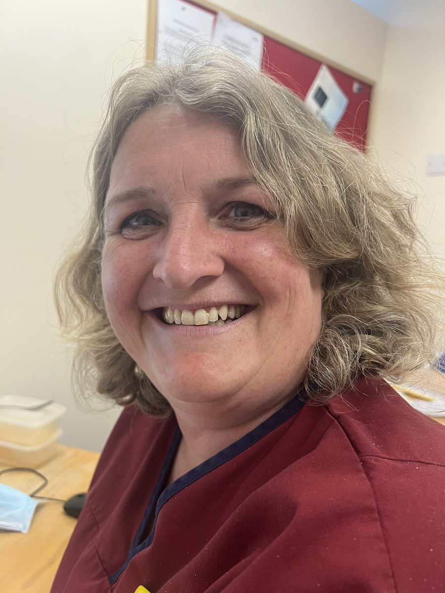 🥳🥳🥳 We have another one 🥳🥳🥳 A massive congratulations to our Kate West, who passed her dissertation with flying colours and now a proud owner of her MSc in Advanced Practice. Very proud to be part of this exciting team of ACPs <a href="/durrell_susie/">Susie Durrell MBE</a> <a href="/gloshospitals/">Gloucestershire Hospitals NHS Foundation Trust</a> <a href="/DilatantDoc/">Chris Custard</a>