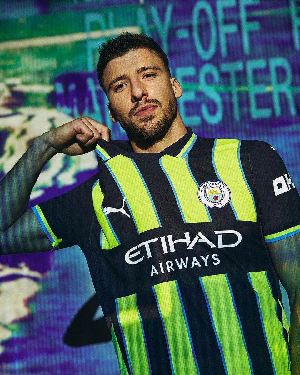 Vraiment pas mal ce nouveau maillot away de Manchester City 🔥🆕 #MCFC
