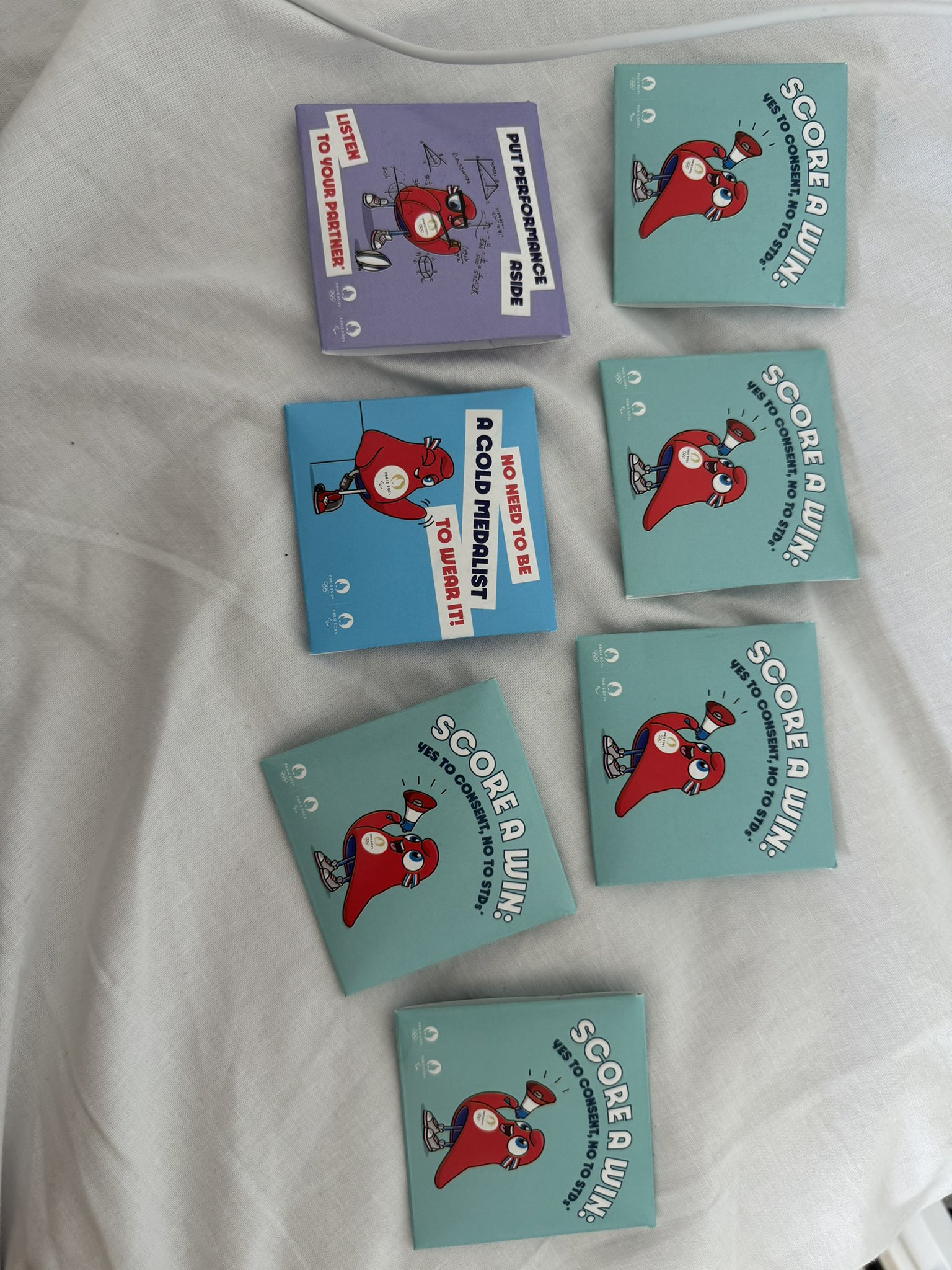 b*c様 パリオリンピック　コンドーム 非売品 パリ オリンピック コンドーム 2024 新品未開封 - メルカリ