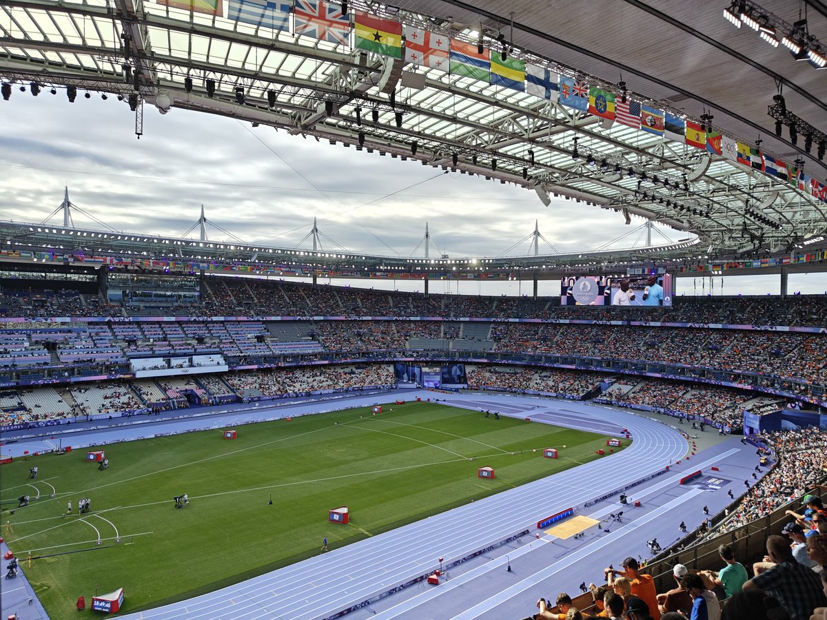 Vanavond hopelijk een historische avond bij de moeder alle sporten