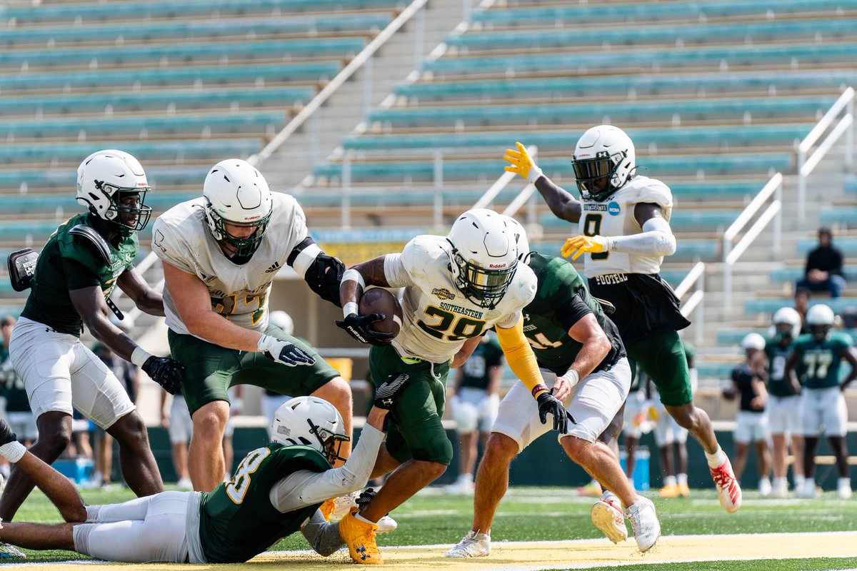 LionUpFootball's tweet photo. We’re Working Here. 🛠️

#DoMore | #LionUp https://t.co/gl1wXMRJSO