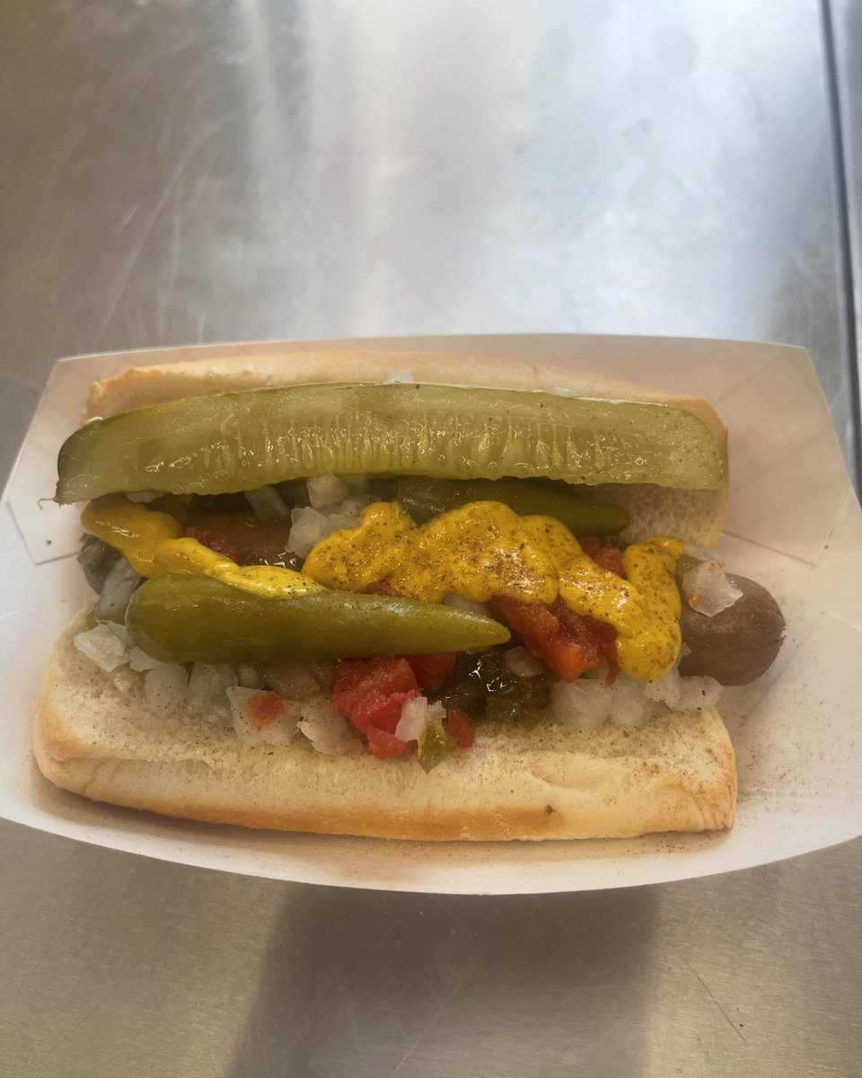 Dave's Dogs tweet media