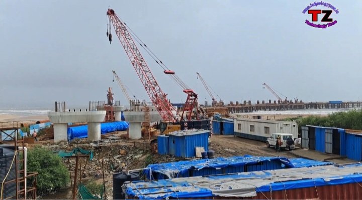 Amar_Shinde527's tweet photo. Bandra-Versova Sea Link!
Versova Connector Progress.
P.C. Technology Zone
#BVSL #Bridge #mumbaicoastalroad
#SeaLink #Mumbai #infrastructure #India https://t.co/SsRMjrcV68