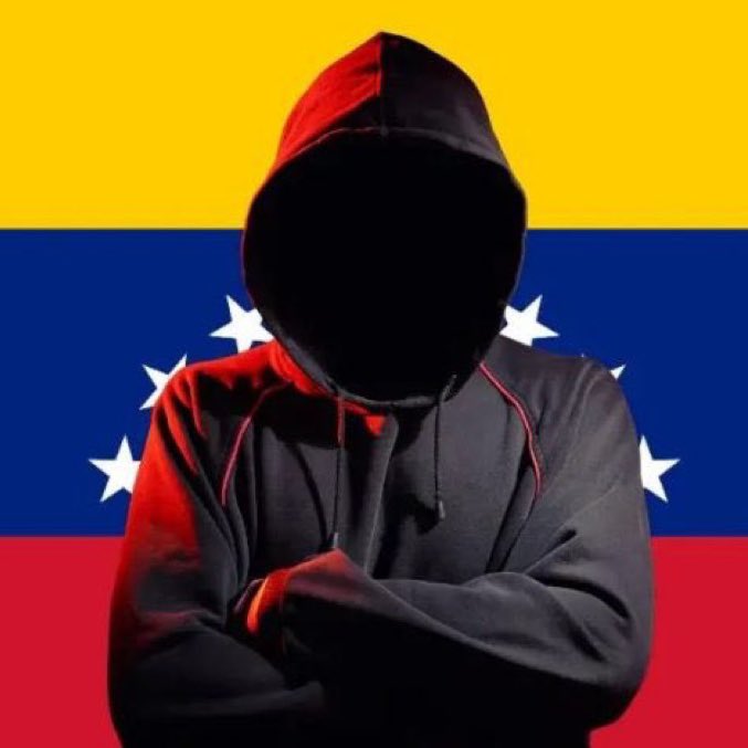 eduardomenoni's tweet photo. 🚨| URGENTE: Anonymous le advierte al régimen genocida de Nicolás Maduro: “Haremos mierda al impresentable de Maduro. Vaciaremos las cuentas bancarias. Apagaremos las luces de Miraflores. Estrellaremos sus drones.” 🇻🇪 vía @Anonymouscolect https://t.co/vmOpRtl8uH