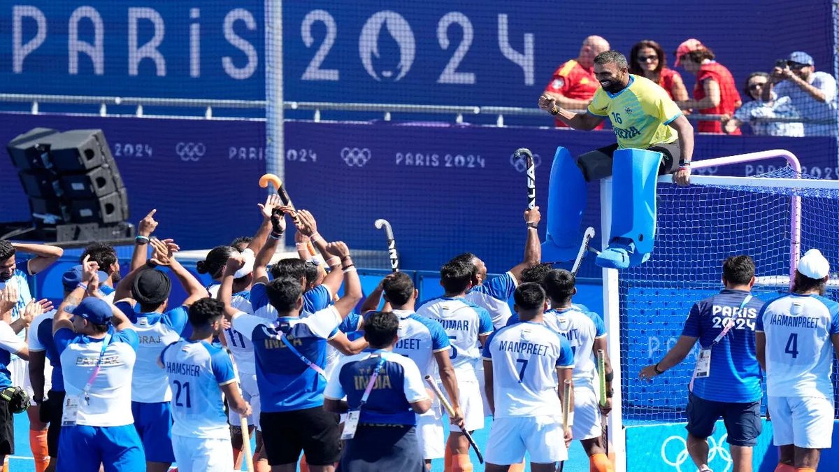 TPKANNANPRASAD's tweet photo. SREEJESH.. WHAT MORE TO SAY ABOUT A MAN WHO HAS BEEN LITERALLY THE GOAL KEEPER, SAVER AND THE WALL FOR INDIAN HOCKEY FOR OVER A DECADE AND HIS LAST DAY BENEATH HIS FAVOURITE INDIAN GOAL POST WOULD NOT HAVE BEEN MORE SPECIAL THAN THIS… A SECOND BRONZE FOR INDIAN HOCKEY TEAM… https://t.co/jaDjoeMHYG