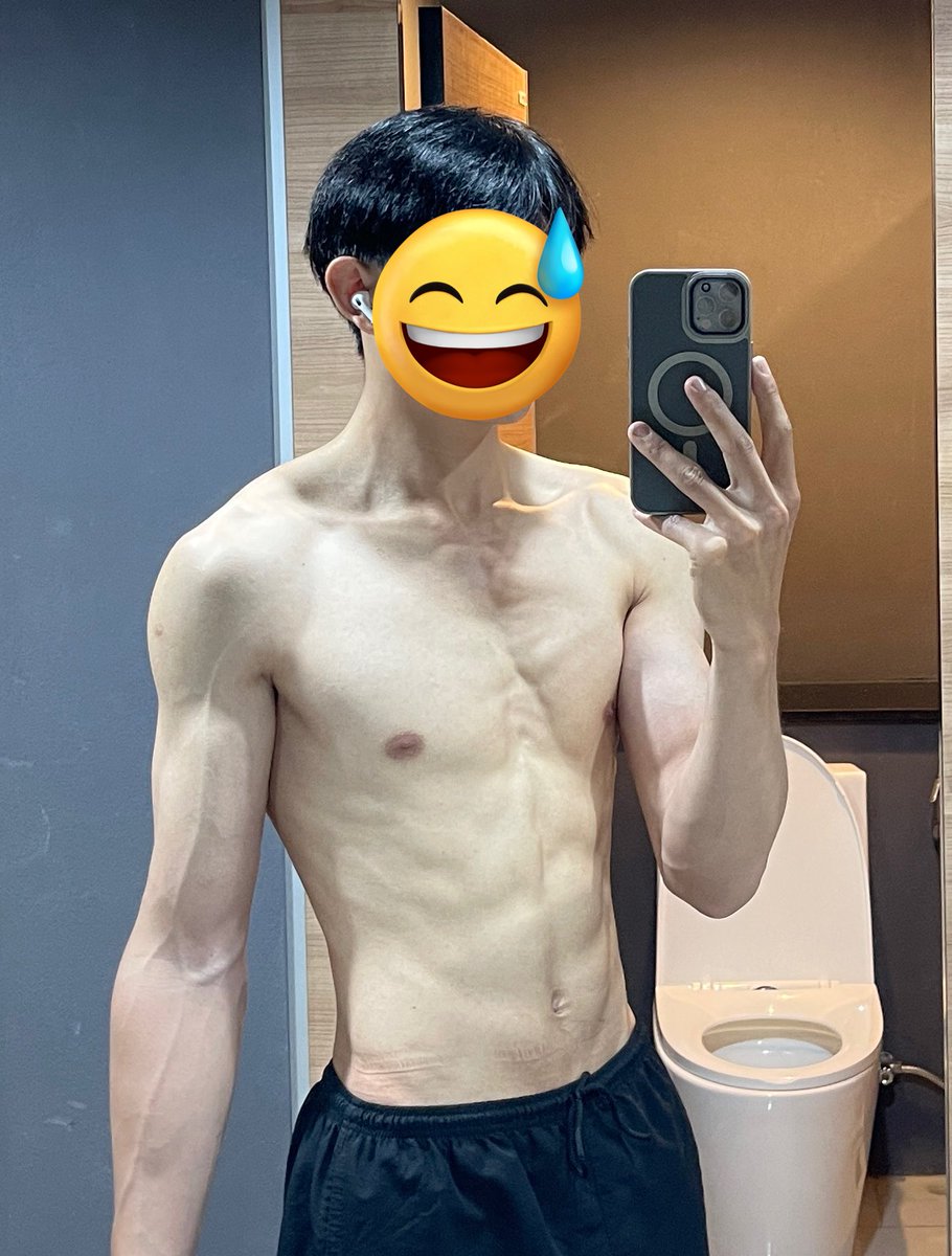 alm_tawan_mk's tweet photo. ไปKaikan มา 
รอบแรก รุกใส่แว่นผิวแทนหุ่นดีมาก
รอบ2 รุกขาวตัวเล็ก🍆แต่ไม่เล็ก
รอบ3แบบ3คน รุกหุ่นดี🍆ดีทั้ง2
รอบ4 รุกอวบนิดหน่อยแต่🍆ใหม่และแข็งมาก
รอบ5รุกหุ่นดีมากๆนั่งให้แบบแรงๆ
ไม่ง้อแอพละเบื่อมากๆ https://t.co/mIx4eei0pq