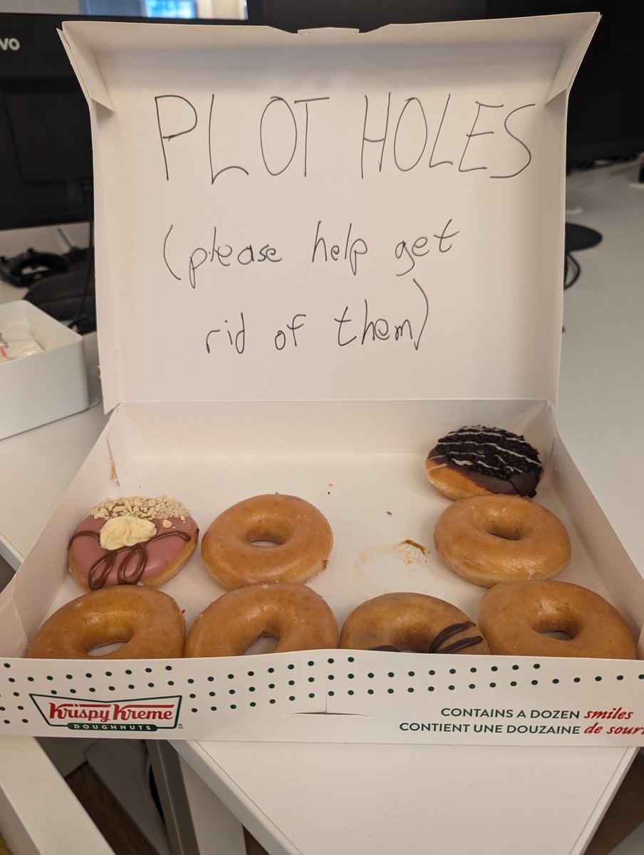 tinyelephant007's tweet image. When my boss brings treats to work