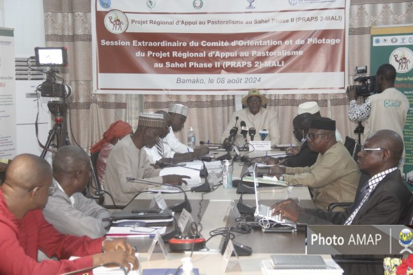 L_ESSOR's tweet photo. Mali : Évolution satisfaisante du #Praps 2-ml

Le programme technique et le budget annuel (PTBA) 2024 du Projet ont été approuvés, hier à la faveur d’une session extraordinaire, par les membres du comité d’orientation et de pilotage de ce projet.   https://t.co/poyuTfFML9 https://t.co/OFVQrU7Ylu