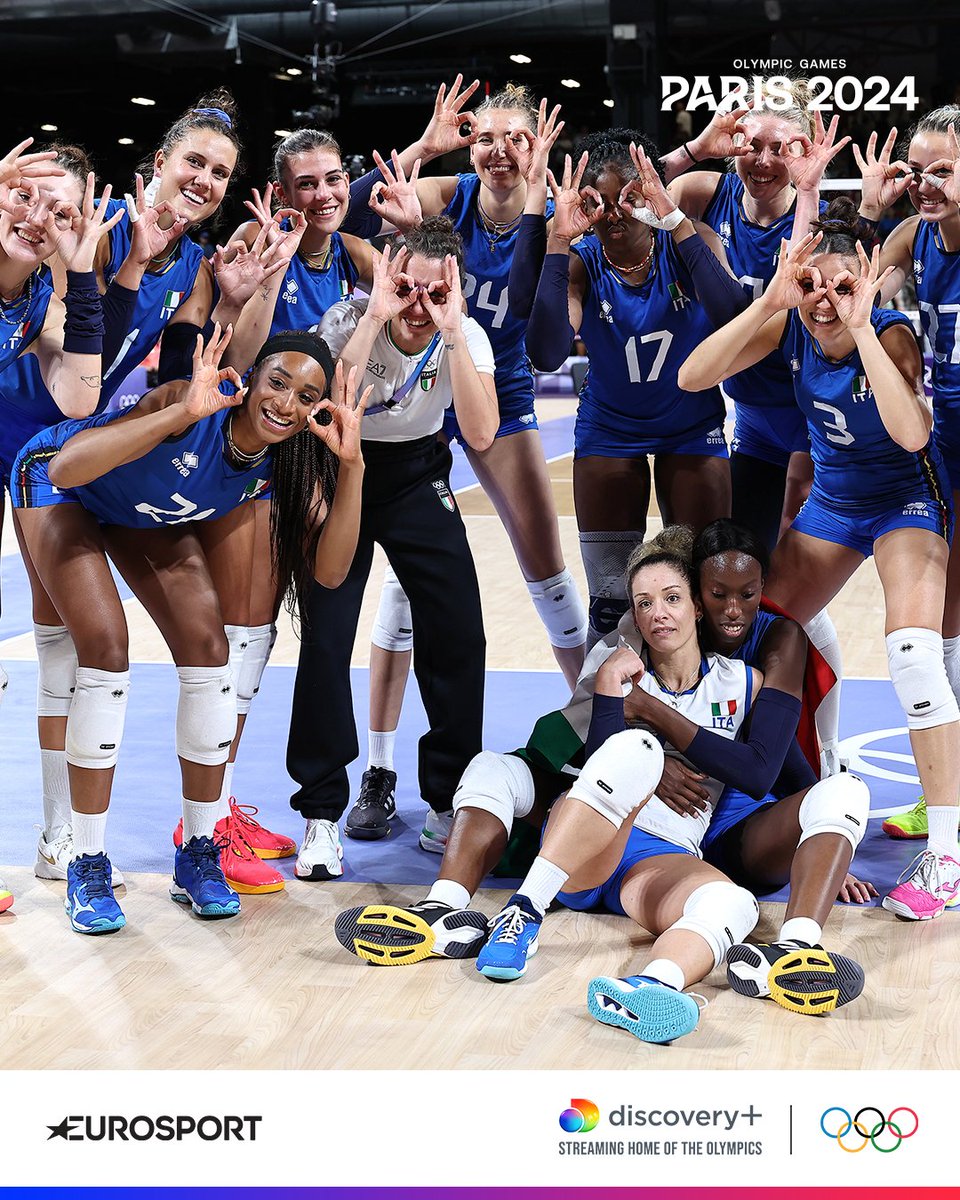 Eurosport_IT's tweet photo. SIAMO UN CAPOLAVORO 😍🏐🇮🇹

#Paris2024 #Olympics #HomeOfTheOlympics #Olimpiadi #Parigi2024 #Volley #ItaliaTeam https://t.co/eIZtsQ2eSP