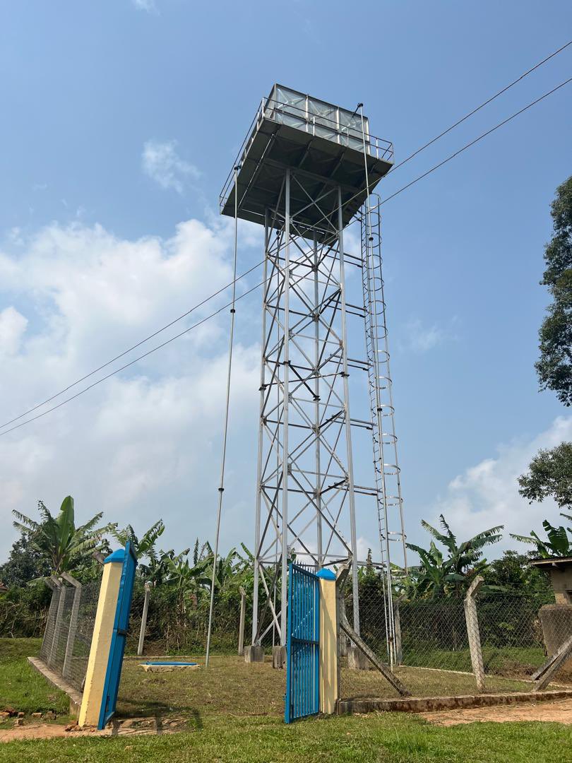 min_waterUg's tweet photo. #MWEworks: @min_waterUg through the Rural Water Supply and Sanitation Department carried out a technical commissioning and handover of Burombe Solar Powered System in Ruhinda Sub County, Rukungiri District to @UmbrellasWatsan-Southwestern for Operation and Maintenance. https://t.co/m3rjyGrN5N