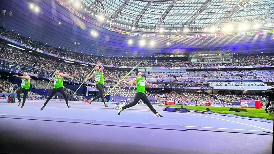 #ArshadNadeem
#OlympicGames
New record 92.97m by our one and only Arshad Nadeem