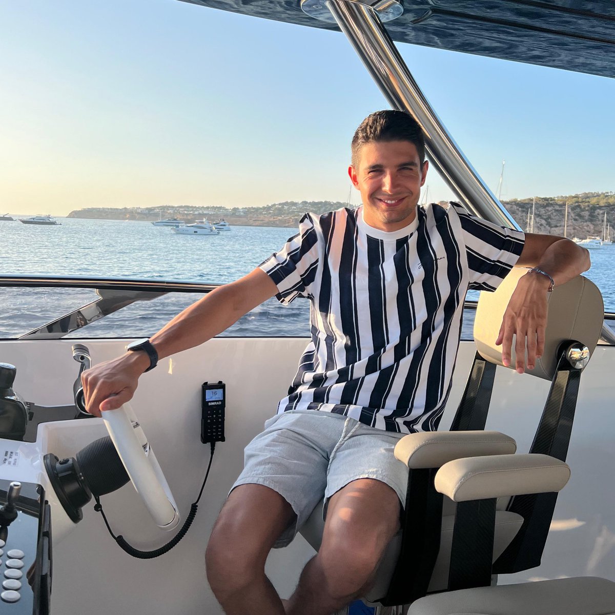 OconEsteban's tweet photo. Out of office ☀️ 🌊❤️ https://t.co/PNKDJSf8Hz
