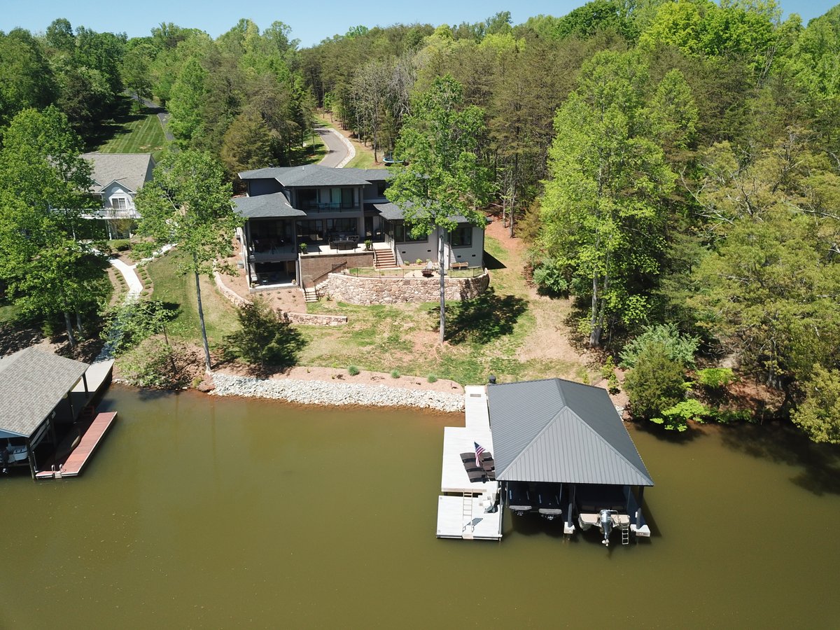 SML Charity Home Tour tweet media