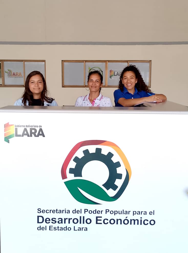 La Secretaría de Desarrollo Económico del estado Lara cuenta con un equipo de atención al ciudadano listo para asistirte.

 <a href="/AdolfoP_Oficial/">Adolfo Pereira Gobernador</a> 
<a href="/Gobierno_deLara/">Gobiernodelara</a> 
<a href="/NicolasMaduro/">Nicolás Maduro</a>