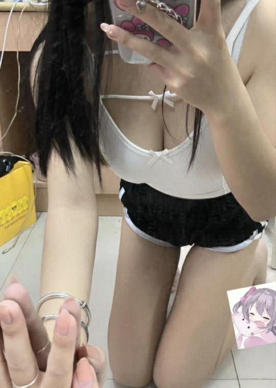 天热穿清凉点 https://t.co/CcU2ue14WV