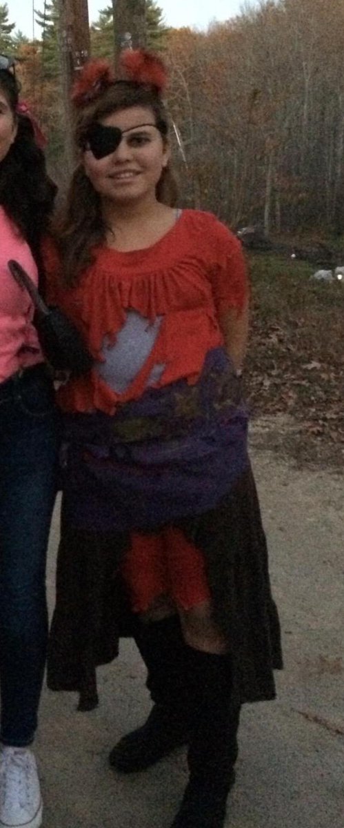 leechlanes's tweet photo. Happy 10 Years FNaF!! This was me in October 2014 dressed up as Foxy for halloween. I was 10 years old 😭 #FNAF #FNAF10thAnniversary https://t.co/wwjBf1ese2