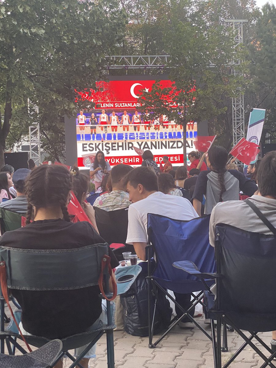 gzmcrml's tweet photo. Yüreğimiz ağzımızda bekliyoruz #FileninSultanlari #eskisehir https://t.co/UDs1SOgKGJ
