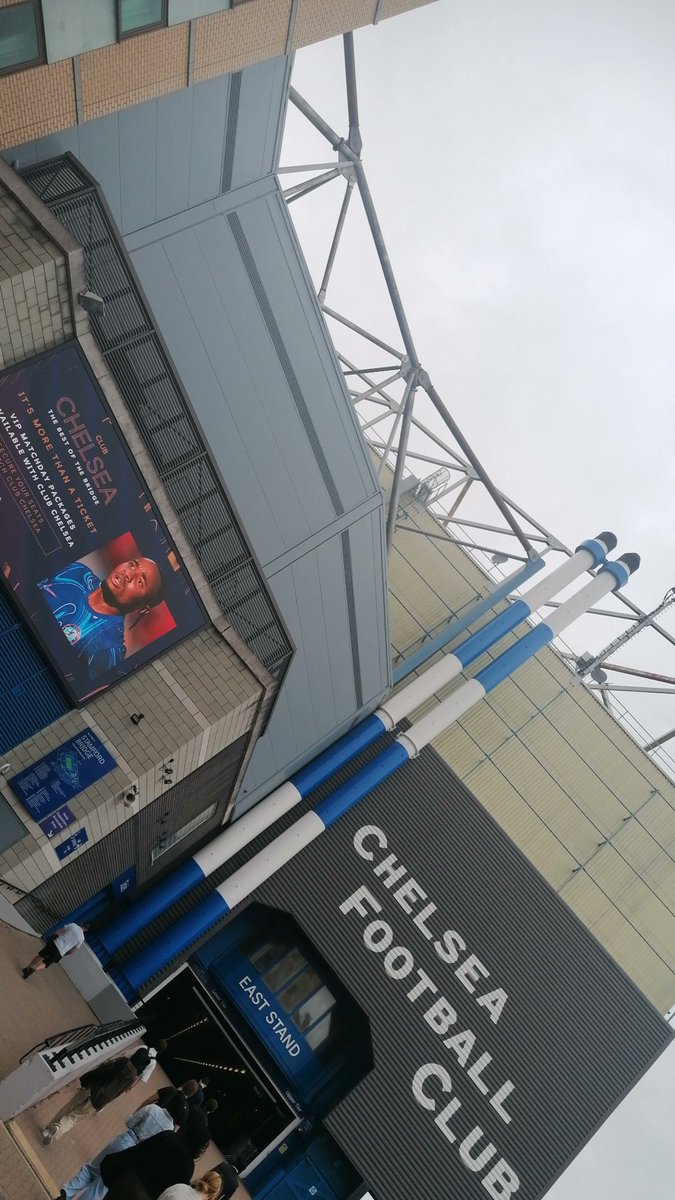 jesuspato7's tweet photo. Regreso con mi gira de estadios británicos con unos de los estadios que siempre he querido visitar. Stamford Bridge. @BRITmaniaRadio https://t.co/HpuipqWNoW