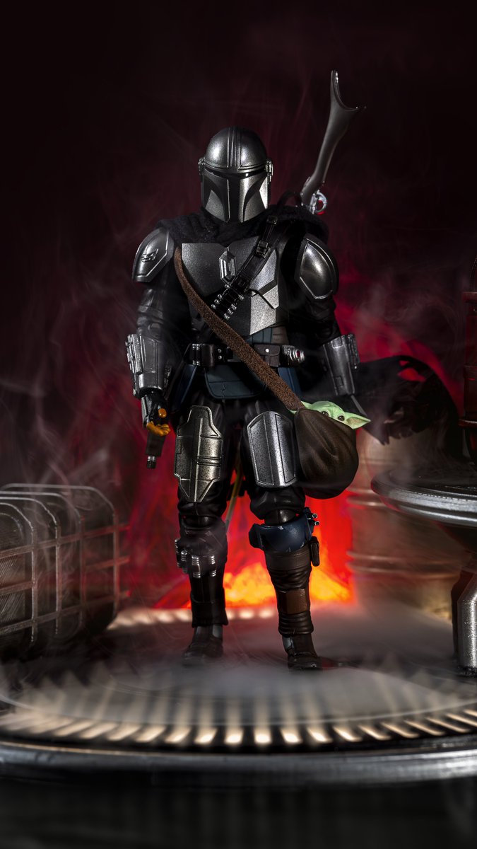 FireDragon04's tweet photo. “I can bring you in warm… or I can bring you cold.”
#toyphotography #starwars #themandalorian #grogu #babyyoda #dindjarin #mafex #mafexfigures #mafexmandalorian #mafexstarwars #hasbro #blackseries #onetwelfthscale #onetwelvescale #mandalorian #mando #toyposing https://t.co/awMl6dFMLY