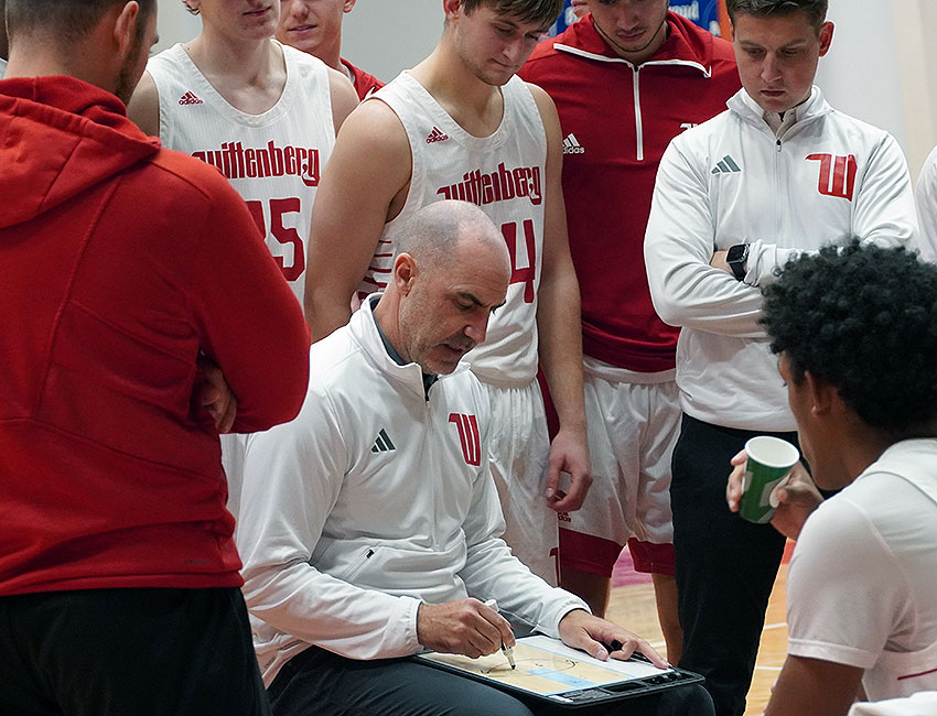 WittAthletics's tweet photo. After seven seasons at the helm of his alma mater's @wittenberghoops program, Matt Croci '94 has accepted the position of senior director of athletics at Wilmington College: https://t.co/2YHzc8lUc8 #TigerUp https://t.co/ELdxgGGqyO
