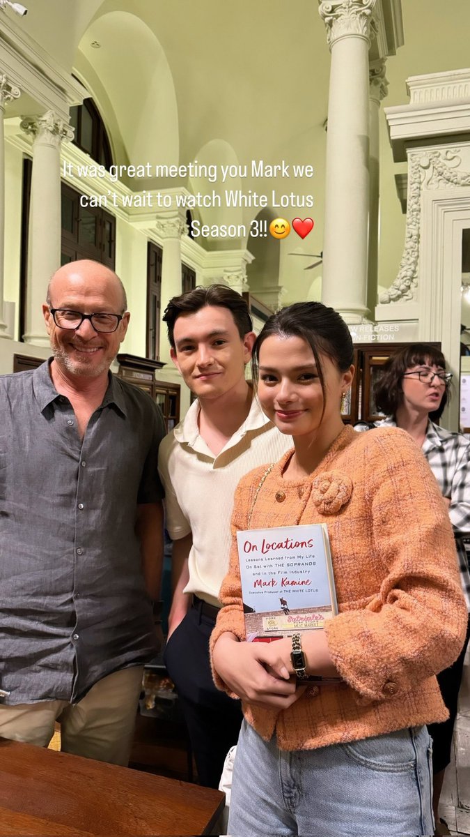 hubgirlslove's tweet photo. A Becky de #GAPTheSeries estava presente no talk show com o produtor executivo de White Lotus.
A atriz também se encontrou com a Sarah Catherine, atriz que fez a série Primeira Morte (First Kill). https://t.co/UYhISm8CdQ