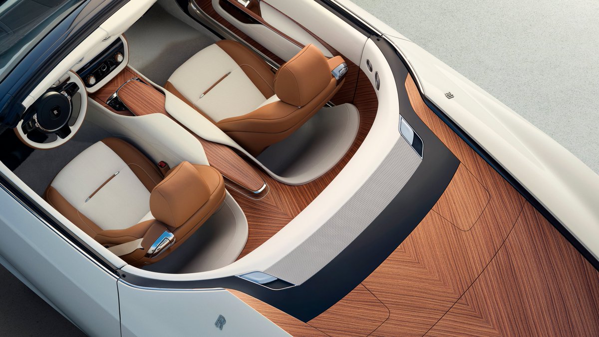 LeGrandMag_Com's tweet photo. Rolls-Royce Arcadia Droptail

#RollsRoyceDroptail #BespokeIsRollsRoyce #BespokeLuxury
#PrestigeCars #TimelessElegance #pinkmoney #dandy #cabriolet #ladycar #convertible https://t.co/t5dA7S07Ms