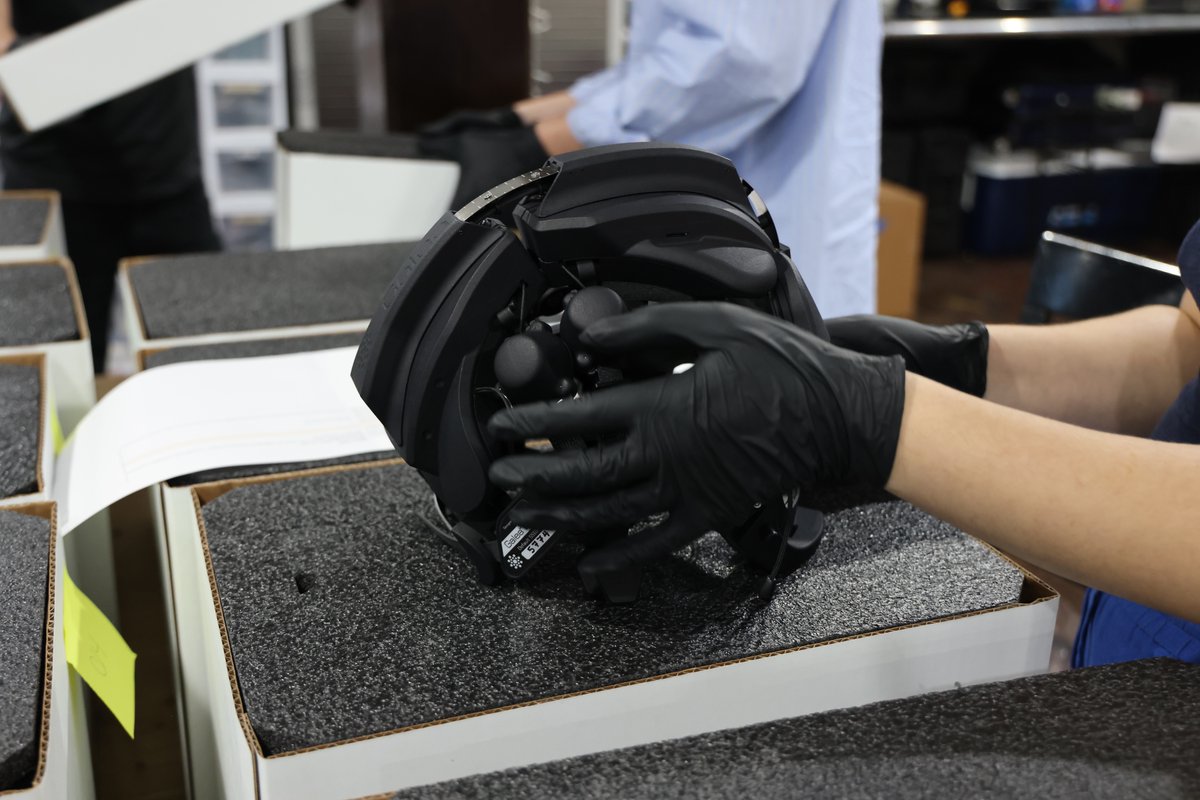 Now shipping Galea headsets!

Peek inside the first commercially available, multi-modal neurotechnology + XR headset: galea.co

The sensors include PPG, EDA, GSR, EEG, fEMG, and more!

#bci #eeg #neuro #sensor