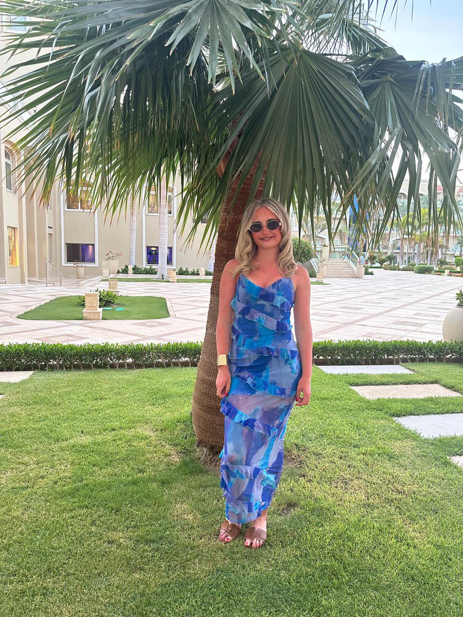 KateLine6's tweet image. Enjoying some quality family time and much needed sunshine 🇪🇬🤿☀️🏖️ @LoisGrace19