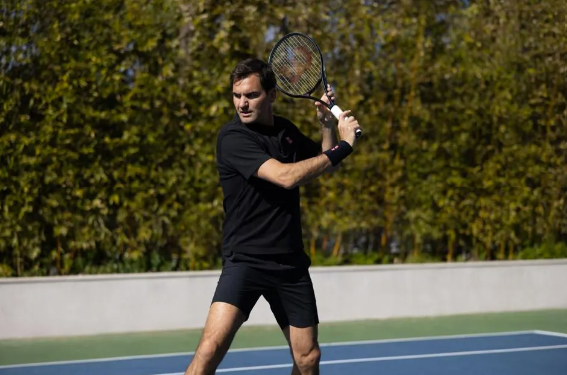 JTCCtennis's tweet image. The new RF Collection by Wilson + Roger Federer is here! 🔥 Shop rackets, bags, and accessories now at the JTCC Pro Shop or at wilson.com to bring some legendary style to your game.  #RogerFederer #WilsonTennis #TennisRacquet