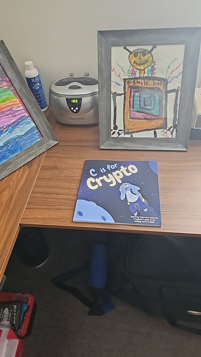 <a href="/lakerbryant/">Doc B.</a> <a href="/XatoshiCrypto/">CryptoXplorer</a> <a href="/amazon/">Amazon</a> <a href="/DumboCoin/">MR.DUMBO 🐘</a> Lays out for an easy read👇👇