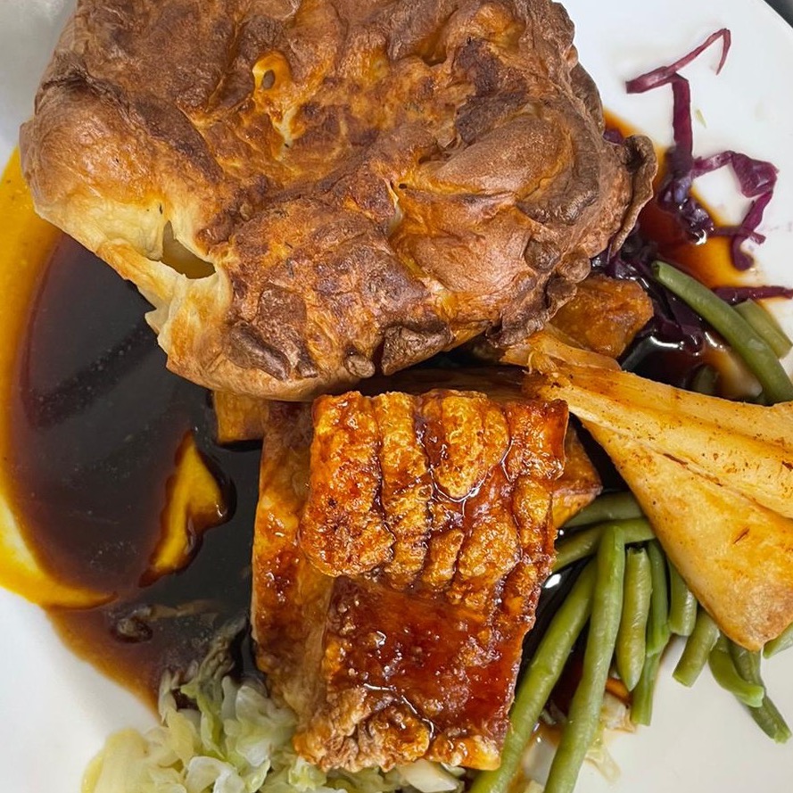 theclevelandbtn's tweet photo. We've got some spaces for delicious Sunday Roasts this weekend.
Call or email to book:
01273 502396
info@clevelandarmsbrighton.co.uk
#RoastDinner #FamilyTime #BrightonPub #FamilyFriendlyBrighton #RoastsInBrighton https://t.co/DVYBplsspZ