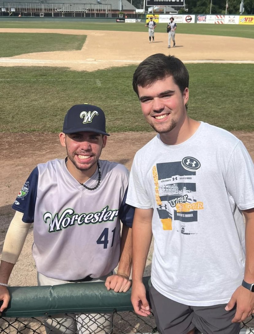 FHSCoachZBrown's tweet photo. 🚨 Franklin HS ⚾️ Alum Spotlight 🚨 

Congrats to Tyler Bellan (@ty_bellan) on signing w/ the Worcester Bravehearts at the end of the summer! TBell is a tireless worker w/ his best days ahead of him!

#PantherPride #AlwaysAPanther https://t.co/pqwPkwbEfA