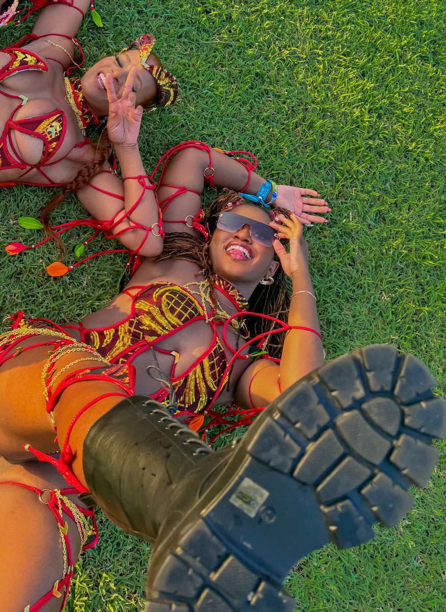 CaraMichaela's tweet photo. As a person who isn’t really a partier, I really enjoyed Cropover  this year. https://t.co/Ma8u1FfU98