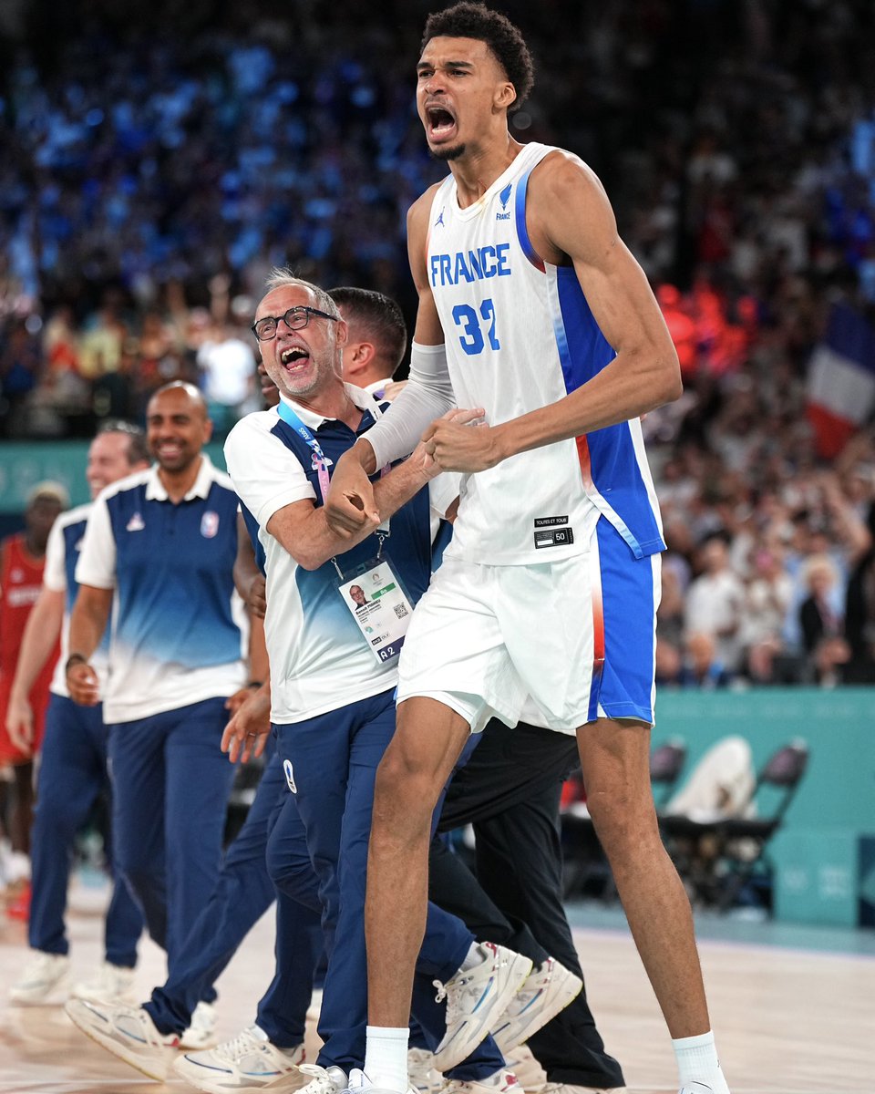 BleacherReport's tweet image. Wemby was in tears after France’s win over Germany 🙌

For the first time since 1996, the host country will medal in Basketball 🔥
